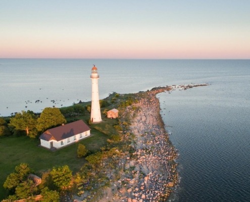 purjetamine kihnu saarele